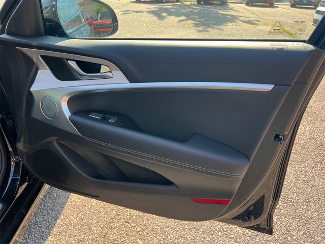 Photo of 2026 Vik Black Genesis G70