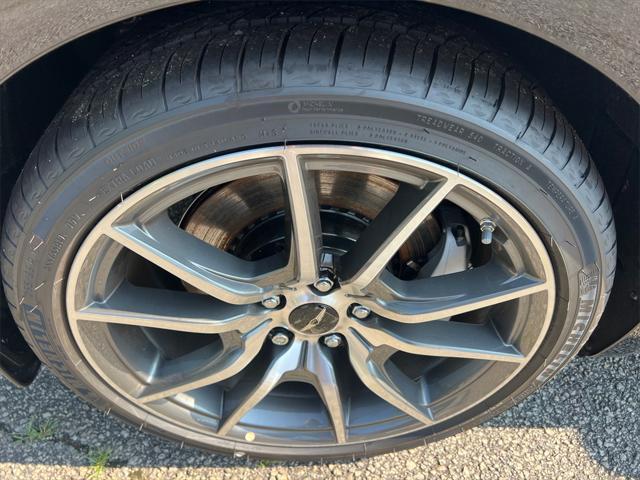 Photo of 2026 Vik Black Genesis G70