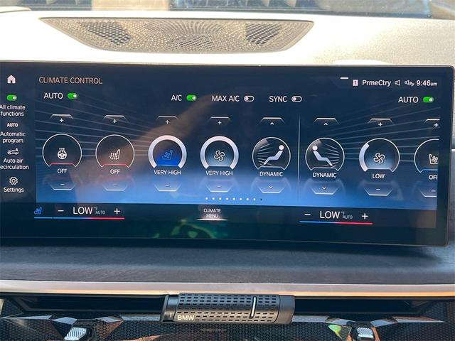Photo of 2023 Mineral White Metallic BMW X7