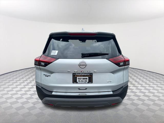 Photo of 2023 Brilliant Silver Metallic Nissan Rogue