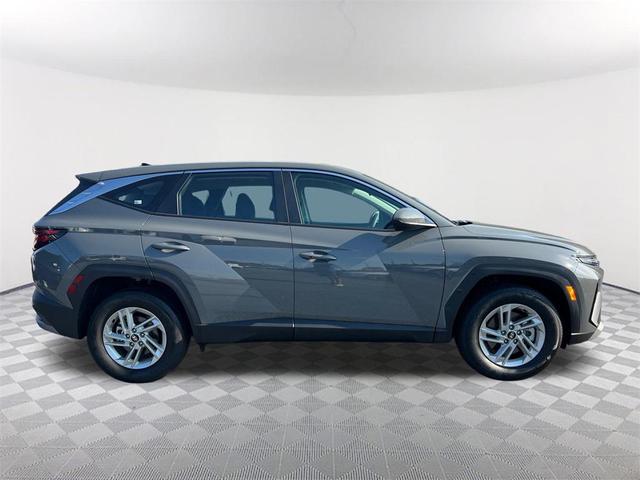 Photo of 2025 Hampton Gray Hyundai TUCSON