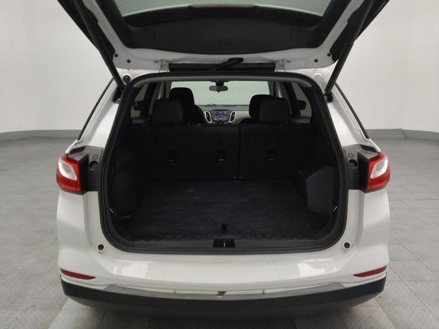 Photo of 2021 Summit White Chevrolet Equinox