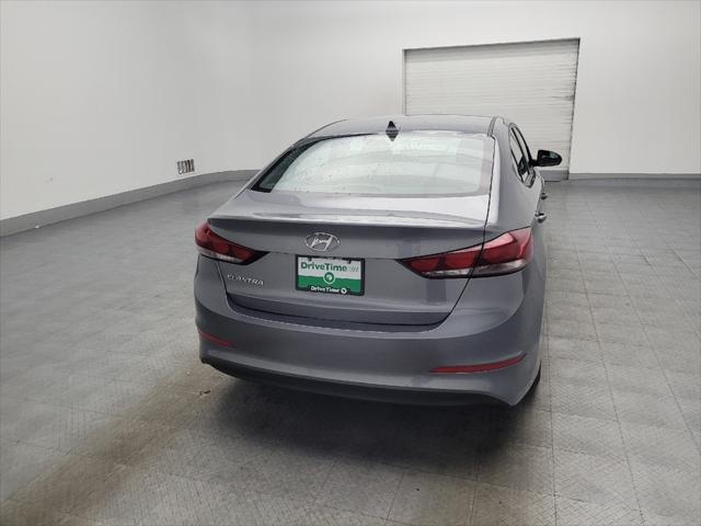 Photo of 2018 Gray Hyundai ELANTRA