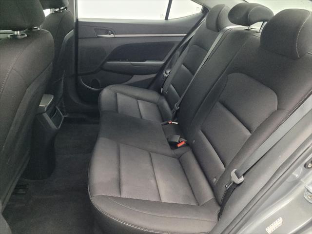 Photo of 2018 Gray Hyundai ELANTRA