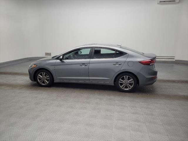 Photo of 2018 Gray Hyundai ELANTRA