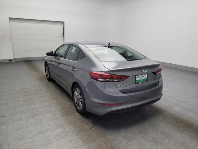Photo of 2018 Gray Hyundai ELANTRA