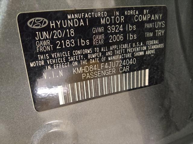 Photo of 2018 Gray Hyundai ELANTRA
