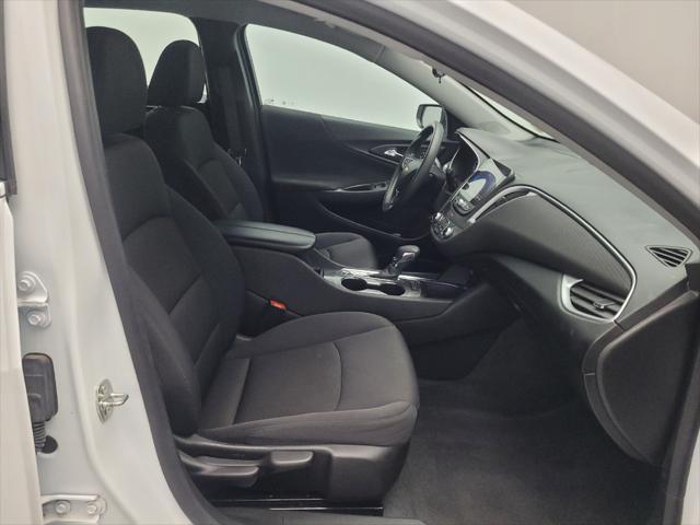 Photo of 2023 Summit White Chevrolet Malibu