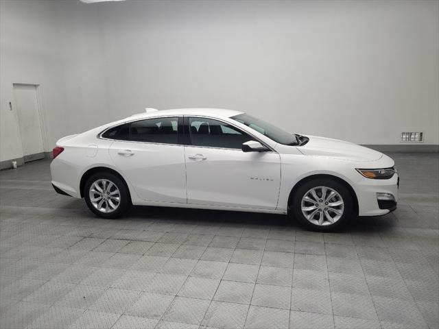 Photo of 2023 Summit White Chevrolet Malibu