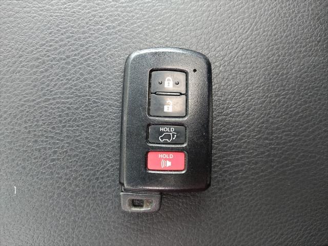 Photo of 2018 Toasted Walnut Pearl Toyota Highlander