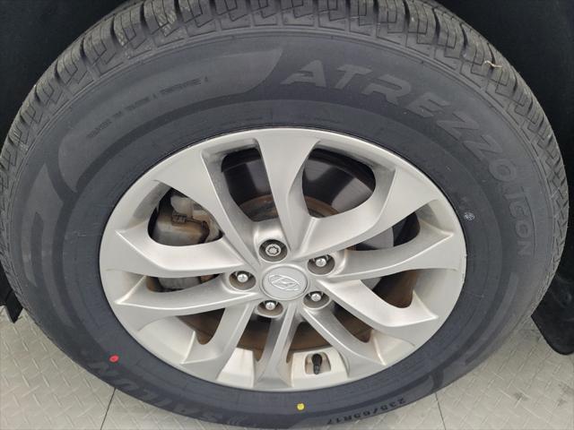 Photo of 2020 Silver Hyundai SANTA FE