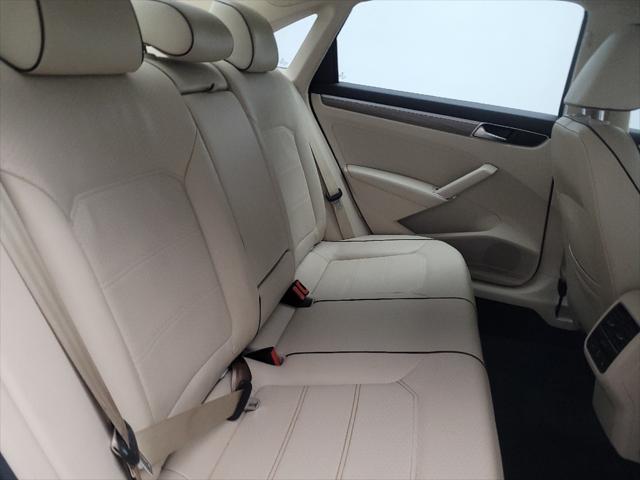 Photo of 2018 Pure White Volkswagen Passat