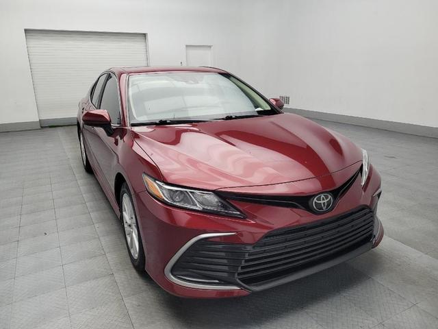 Photo of 2022 Ruby Flare Pearl Toyota Camry