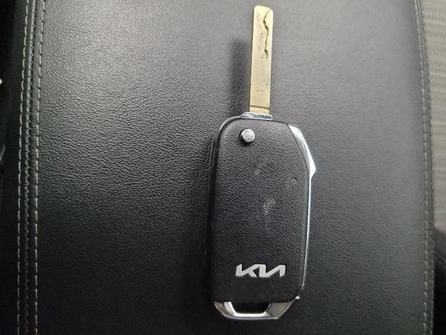 Photo of 2023 Gravity Grey Kia Sorento
