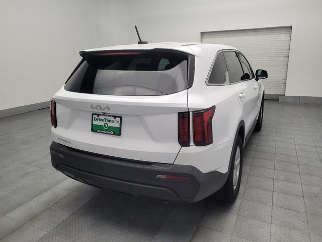Photo of 2023 Glacial White Pearl Kia Sorento