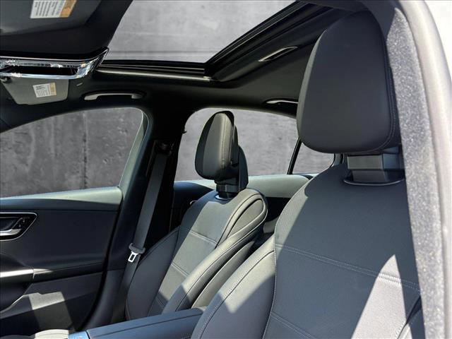 Photo of 2025 MANUFAKTUR Alpine Grey Mercedes-Benz C-Class