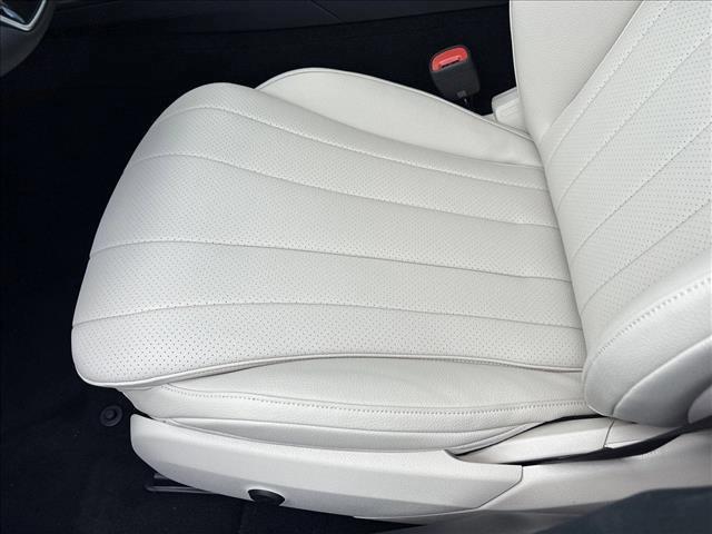 Photo of 2025 Polar White Mercedes-Benz E-Class