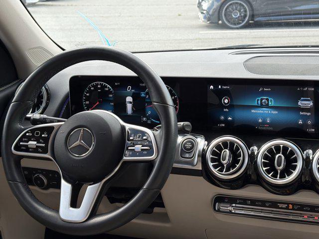 Photo of 2020 Night Black Mercedes-Benz GLB 250