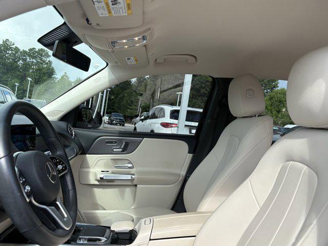 Photo of 2020 Night Black Mercedes-Benz GLB 250