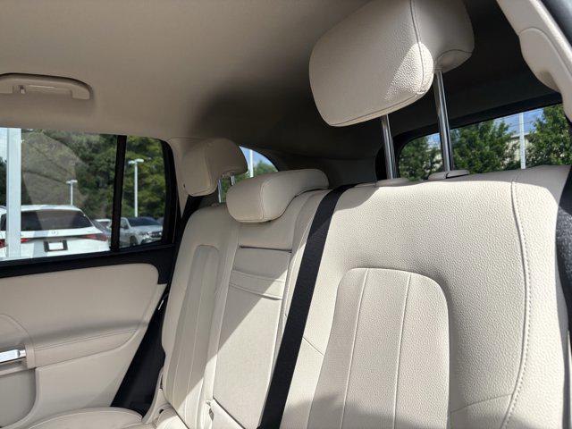 Photo of 2020 Night Black Mercedes-Benz GLB 250