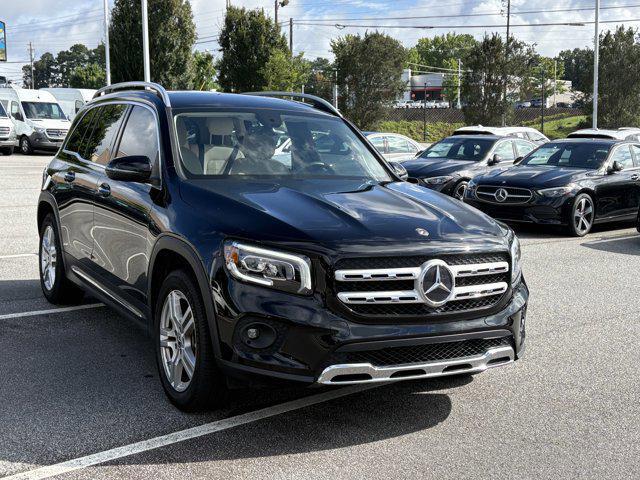 Photo of 2020 Night Black Mercedes-Benz GLB 250