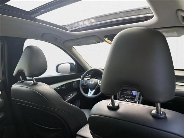Photo of 2022 Majestic White INFINITI QX50