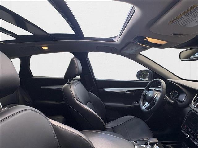 Photo of 2022 Majestic White INFINITI QX50