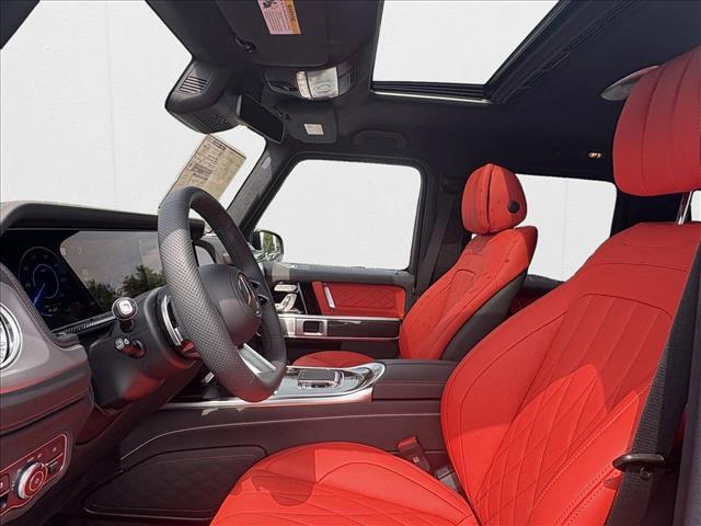 Photo of 2025 MANUFAKTUR Night Black magno Mercedes-Benz G-Class