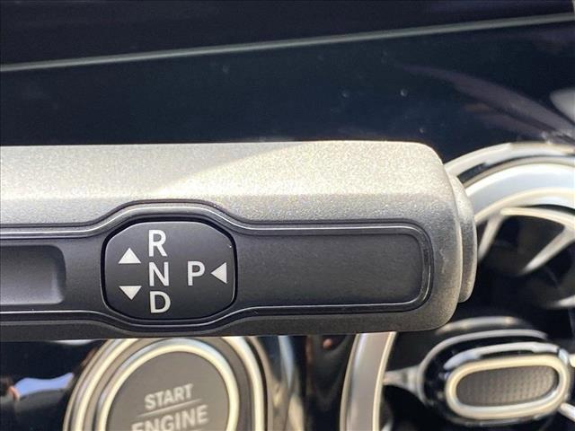Photo of 2025 Polar White Mercedes-Benz GLA 250