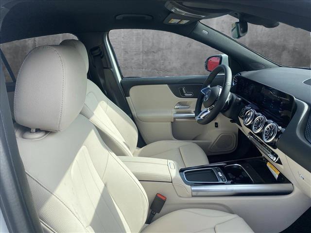 Photo of 2025 Polar White Mercedes-Benz GLA 250