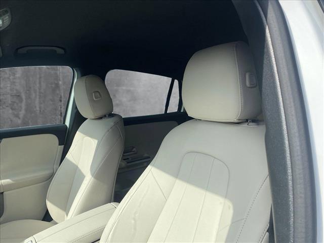 Photo of 2025 Polar White Mercedes-Benz GLA 250