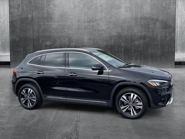 Photo of 2025 Night Black Mercedes-Benz GLA 250