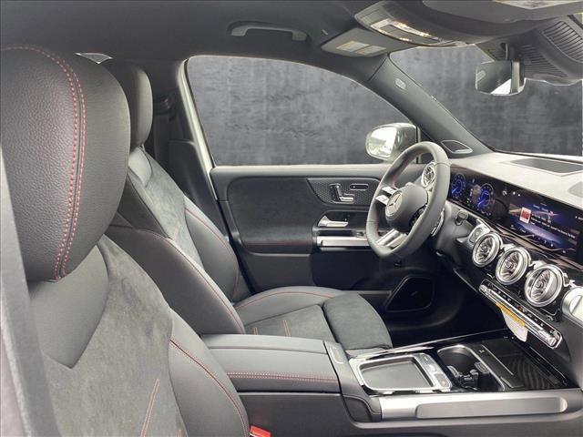 Photo of 2025 Night Black Mercedes-Benz GLA 250
