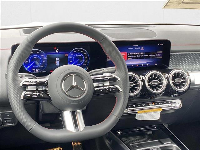 Photo of 2025 Night Black Mercedes-Benz GLA 250
