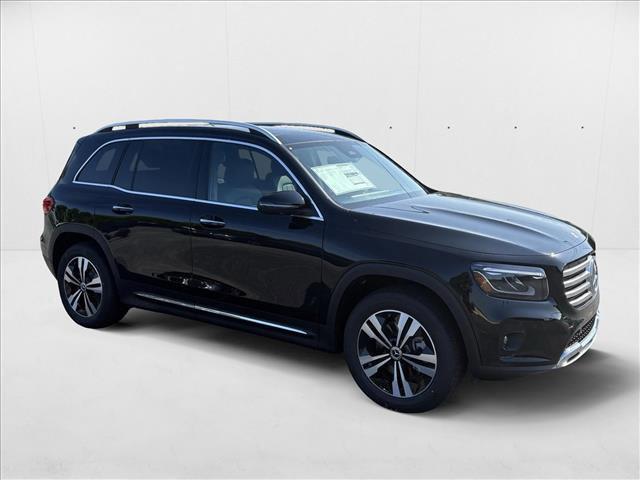 Photo of 2025 Night Black Mercedes-Benz GLB 250