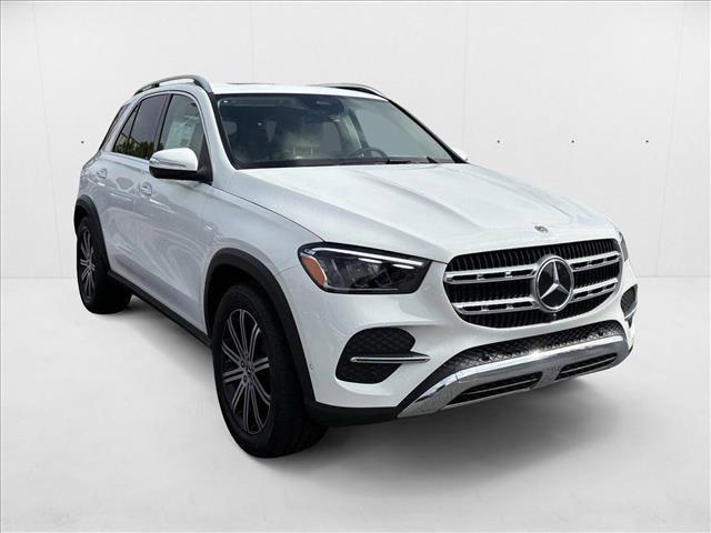 Photo of 2025 Polar White Mercedes-Benz GLE 350