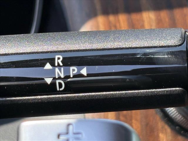 Photo of 2025 Graphite Grey Metallic Mercedes-Benz GLC 350e