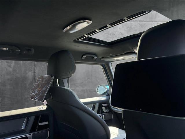 Photo of 2025 MANUFAKTUR South Sea Blue magno Mercedes-Benz G-Class