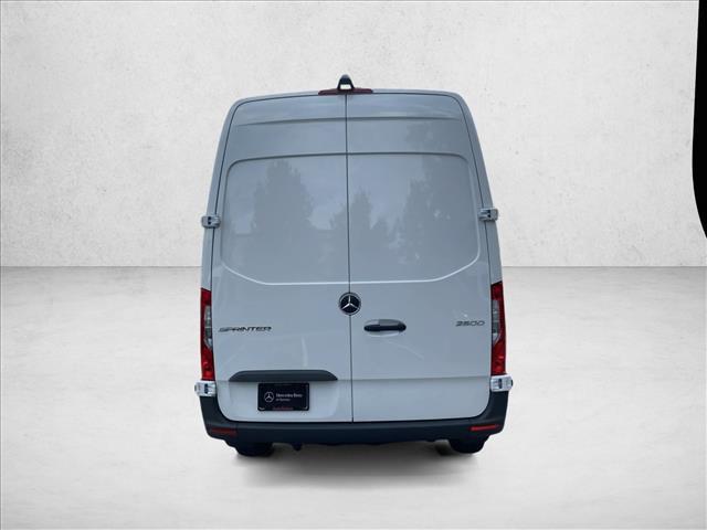 Photo of 2025 Arctic White Mercedes-Benz Sprinter 2500