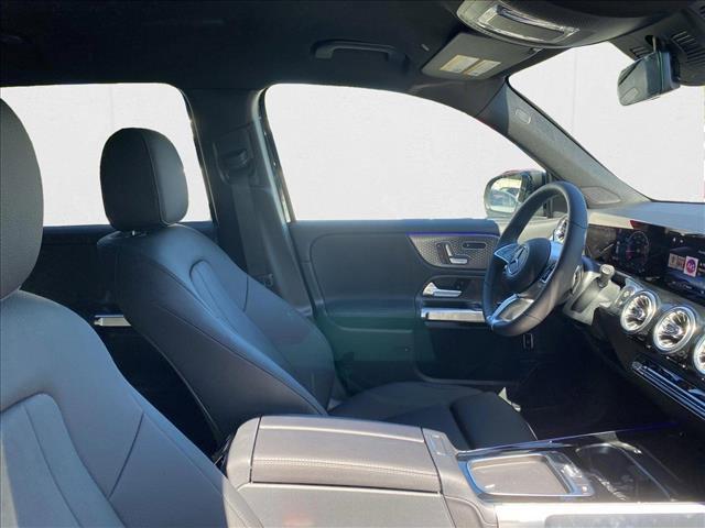 Photo of 2025 Night Black Mercedes-Benz GLB 250
