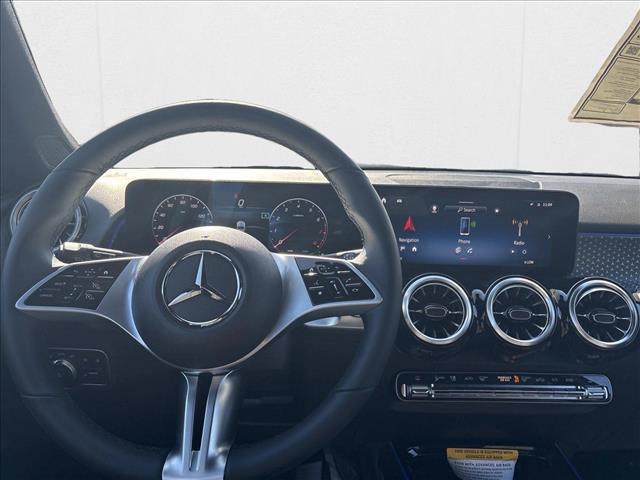 Photo of 2025 Night Black Mercedes-Benz GLB 250