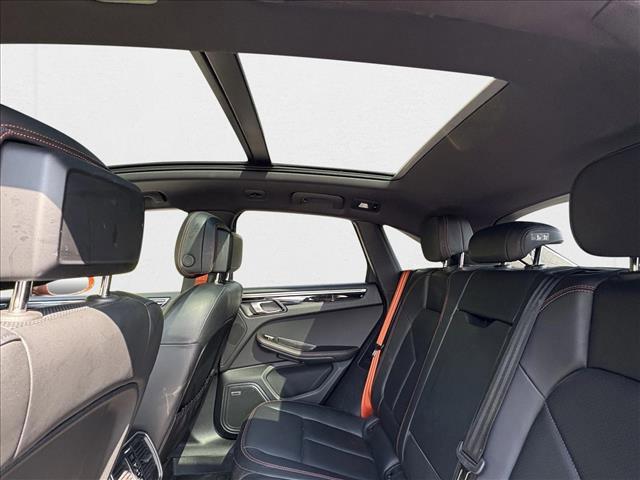 Photo of 2023 Papaya Metallic Porsche Macan