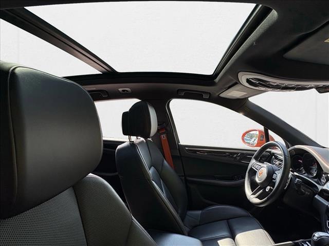 Photo of 2023 Papaya Metallic Porsche Macan