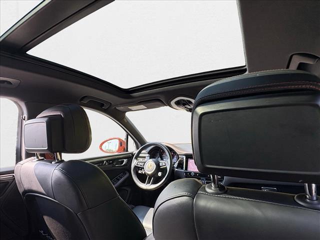 Photo of 2023 Papaya Metallic Porsche Macan