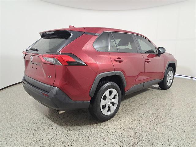 Photo of 2022 Pearl Toyota RAV4