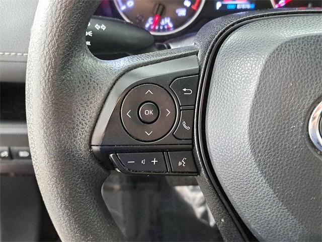 Photo of 2022 Pearl Toyota RAV4