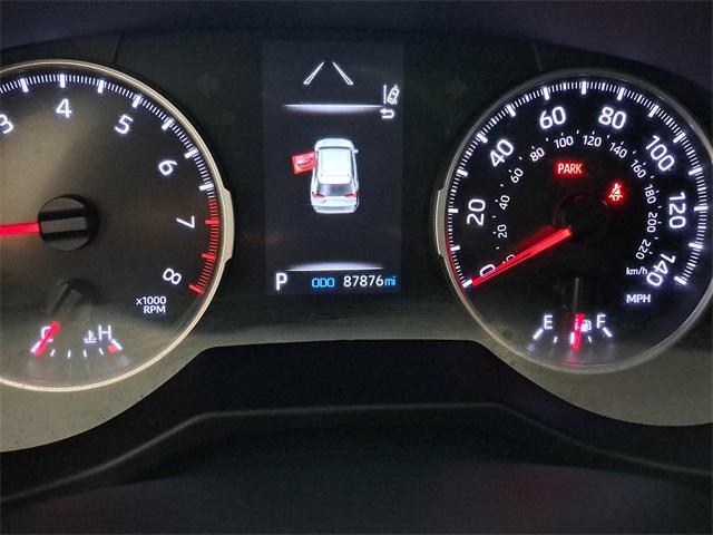 Photo of 2022 Pearl Toyota RAV4