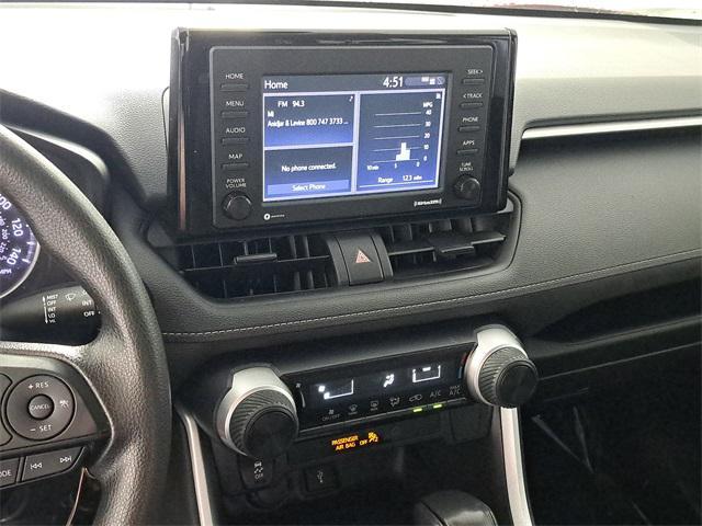 Photo of 2022 Pearl Toyota RAV4