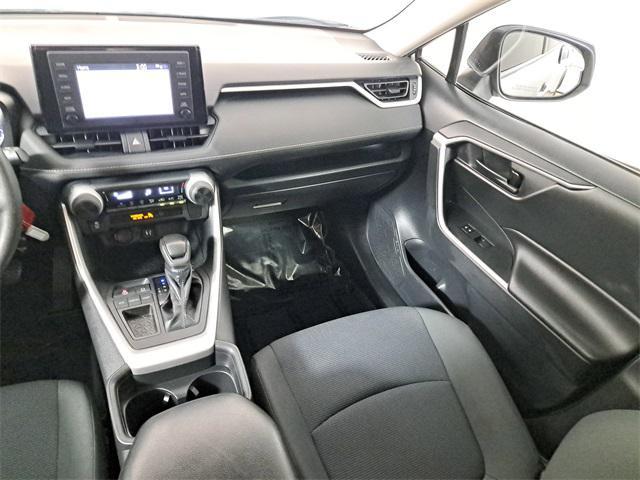 Photo of 2019 Silver Sky Toyota RAV4