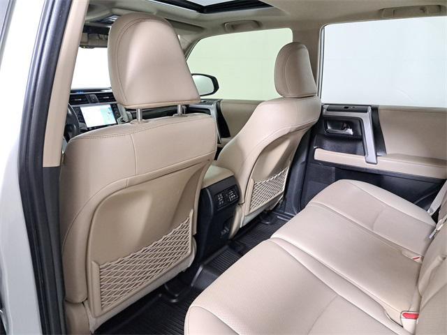 Photo of 2020 Blizzard Pearl Toyota 4Runner